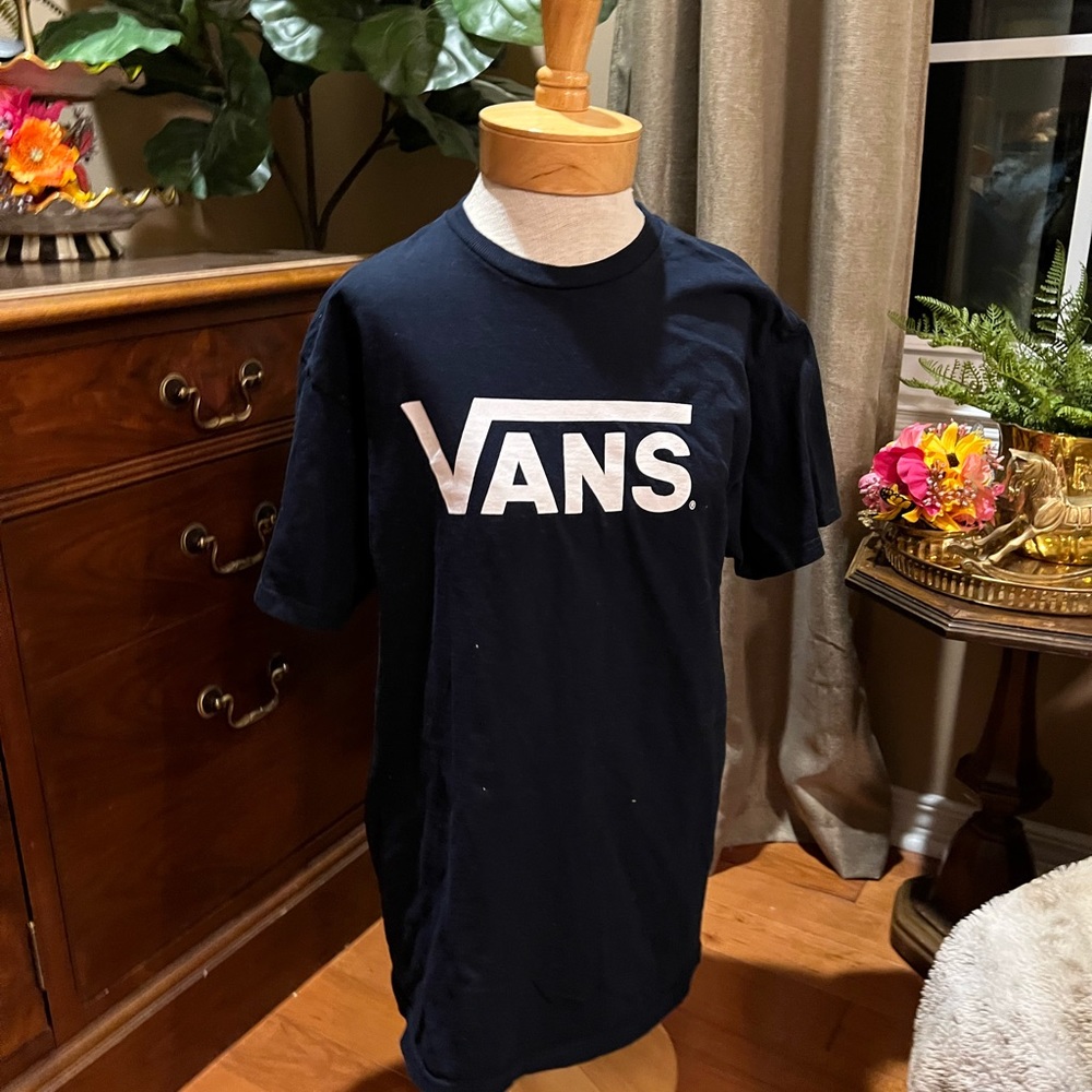 Vans Off the Wall brand short sleeve crew neck tee. Unisex. Medium. Men or Woman